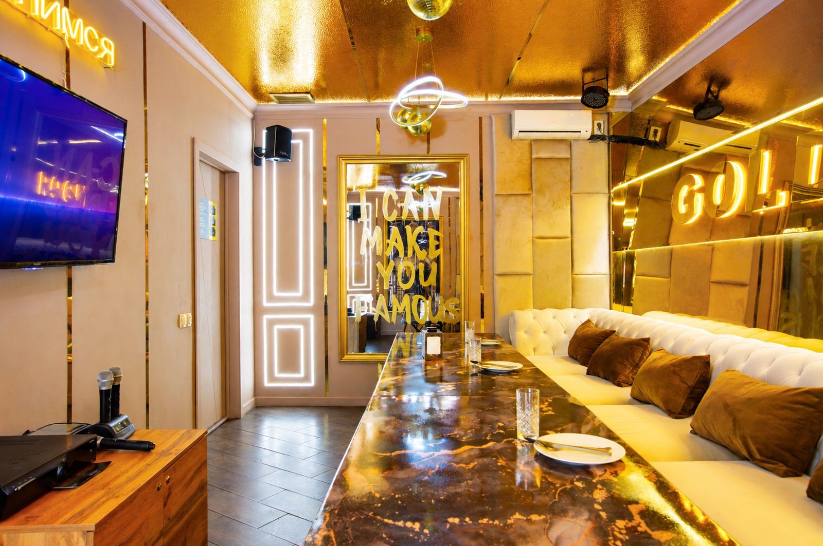 Кабинка «Gold Room» на Навои 97, фото 4 из 4